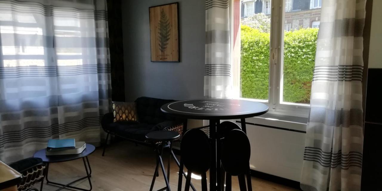 A 2 Pas D'Etretat, Appartement Classe 1 * Fecamp Ngoại thất bức ảnh
